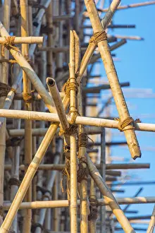 Deserted Temple Site Drucke: Bamboo scaffolding, construction work