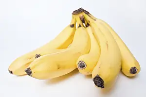 Studio Shot Of Bananas Drucke: Bananas