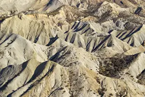 Tabernas Desert Landscape Drucke: Bare ridges of eroded sandstone