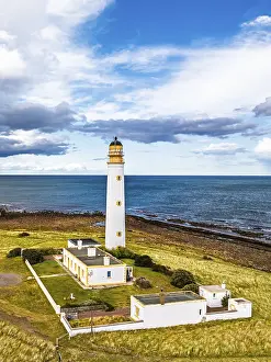British Lighthouse Drucke: Barns Ness Lighthouse from a drone