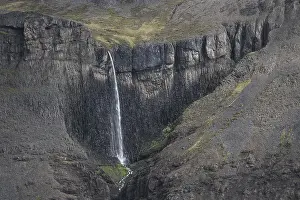 Basalt Columns Drucke: Basalt columns, Hvammsfoss waterfall