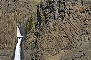 European Natural Wonders Drucke: Basalt columns lining Litlanesfoss Waterfall