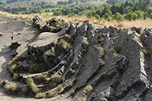 German Mountain Range Drucke: Basalt formation on top of Mt. Abtsrodaer Kuppe