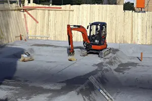 Large Construction Site Drucke: Basement excavation