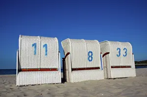 Summer Holidays In Europe Drucke: Beach chairs