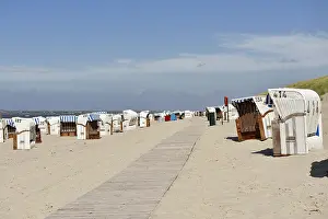 Northern Germany Coast Drucke: Beach chairs on the bathing beach