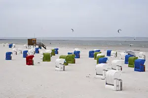 German Beach Holiday Drucke: Beach chairs on the sandy beach
