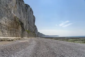 Coastal Region Photography Drucke: Beach and cliffs of Fecamp