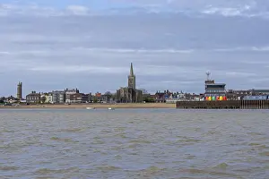 European Beach Scene Drucke: Beach, Old Lighthouse, High Lighthouse
