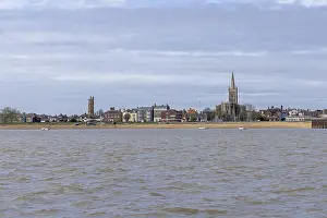 British Coastal Scene Drucke: Beach, Old Lighthouse, High Lighthouse