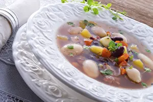 Veggie Dinner Options Drucke: Beans soup