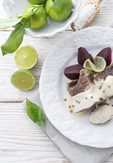 Horseradish Sauce Recipe Drucke: Beef with beetroot and horseradish sauce
