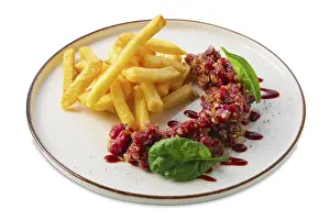 Beef Meat Photography Drucke: Beef tar tar with balsamic sauce