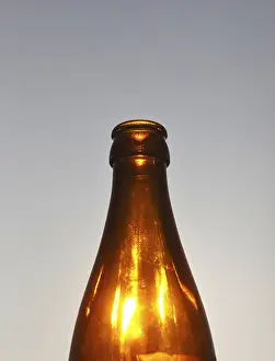 Daytime Food Still Life Drucke: Beer bottle