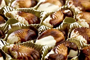 High Calorie Desserts Drucke: Belgian chocolate seashells