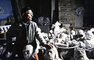 Creative Workspace Drucke: Ben Wargin in his studio