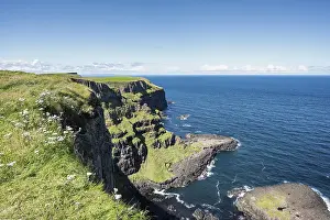 Uninhabited Irish Coastlines Drucke: Bizarre basalt cliffs on the Causeway coast