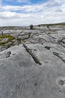 Irish Coastal Landscape Photography Drucke: Bizarrely shaped limestone slabs