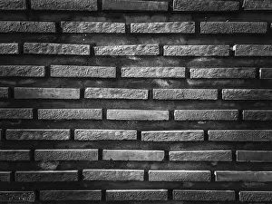 Empty Interior Space Drucke: Black brick wall, dark background for design