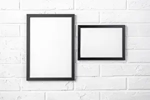 Empty Road Traffic Scene Drucke: Blank frames white wall