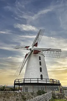 Deserted Irish Countryside Drucke: Blennerville Five Storey Windmill
