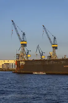 Northern Germany Tourism Drucke: Blohm & Voss shipyard, sightseeing boat