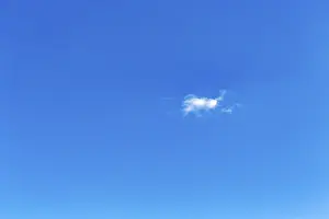 Cumulus Cloud Formation Drucke: Blue sky, single small source cloud