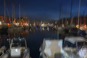 Old Town Genova Italy Drucke: Blurred impression in the old harbour of Genoa