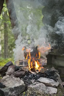 Scandinavian Nature Photography Tour Drucke: Boiling water in the wilderness