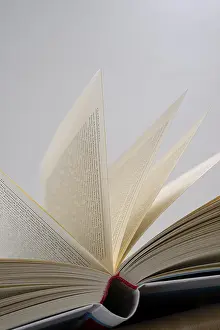 No People Reading Books Drucke: Book, open, close-up