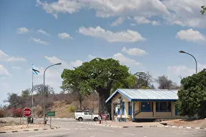 Symbolic Protection Image Drucke: The border crossing, border, state border