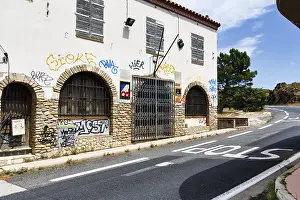 Uninhabited Coastal Building Drucke: Border crossing, former customs checkpoint