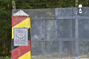 Eastern Germany Historical Landmark Drucke: Border post on the former GDR border