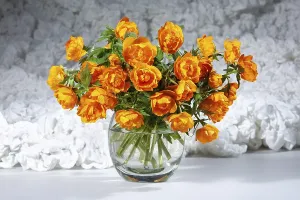 Bright Background Drucke: Bouquet with flowers on a studio background