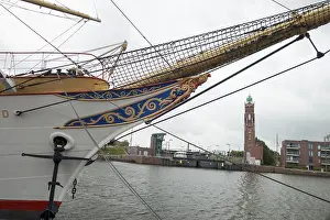 Empty Sailboat On Water Drucke: Bow of the training ship, Germany