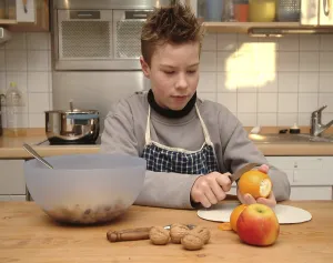 Young Chef Drucke: Boy cooks