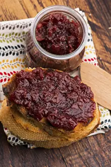 Baked Goods Nutrition Drucke: Bread with sweet cherry jam
