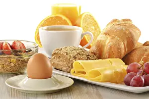 Breakfast With Coffee Drucke: Breakfast with coffee, rolls, egg