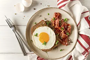 Crispy Bacon Recipe Drucke: Breakfast, fried egg with bacon