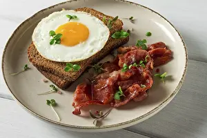Fried Egg Recipe Drucke: Breakfast, fried egg with bacon