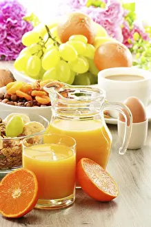 Healthy Breakfast Options Drucke: Breakfast including coffee, bread