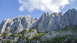 Panoramic View Of Mountains Drucke: A breathtaking view of the jagged