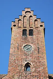 Schweden Drucke: Die Backsteinarchitektur in der Turm des Klosters Ystad.