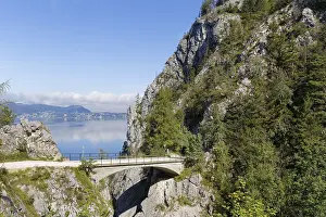 Mountain Range Exterior Views Drucke: Bridge across the Lainaugraben