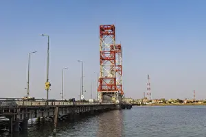 Drucke von Brücke über den Arvand Rood, Schatt al-Arab, Basra, Irak Basra Drucke: Brücke über den Arvand Rood.