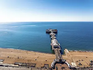 Brighton Und Hove Drucke: Brighton Palace Pier aus einer Drohne.
