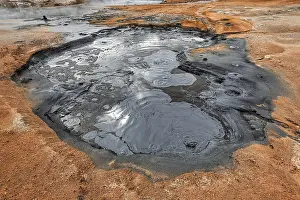 Icelandic Nature Phenomenon Drucke: Bubbling mud pot, steaming fumaroles