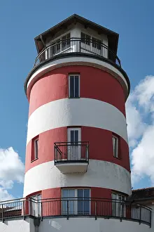 Bilder Datiert 27. September 2024: Ein Gebäude in Form eines Leuchtturms.