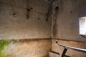 World War 2 Bunker Drucke: Bunker from inside, Bunker Cheneux