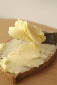 Freshly Baked Bread Drucke: Buttered bread